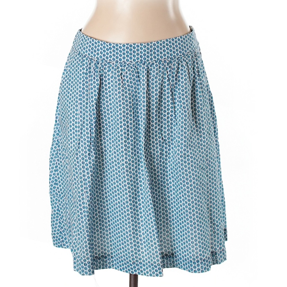Boden blueberry print a-line skirt with pockets.